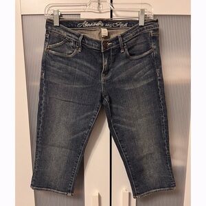 Vintage Abercrombie & Fitch A&F Dark Blue Denim Jean Capri Pants Size 6 Y2K